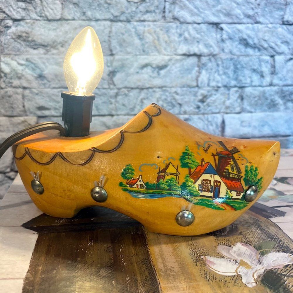Vintage Nightlight Hand Painted Wooden Shoe Windmill Scene Dutch Holland
